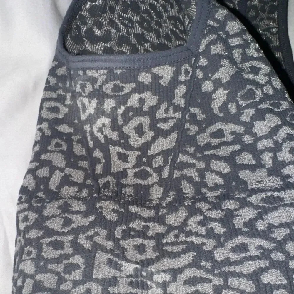 Free PeopleMovement High Neck Black and Grey Leopard Yoga Sports Bra M - Picture 5 of 10